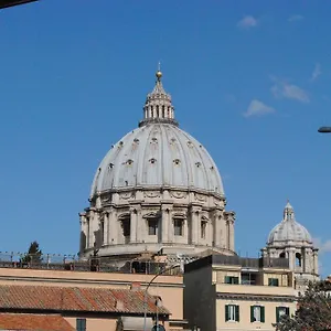 Di Fronte Cupola Rzym